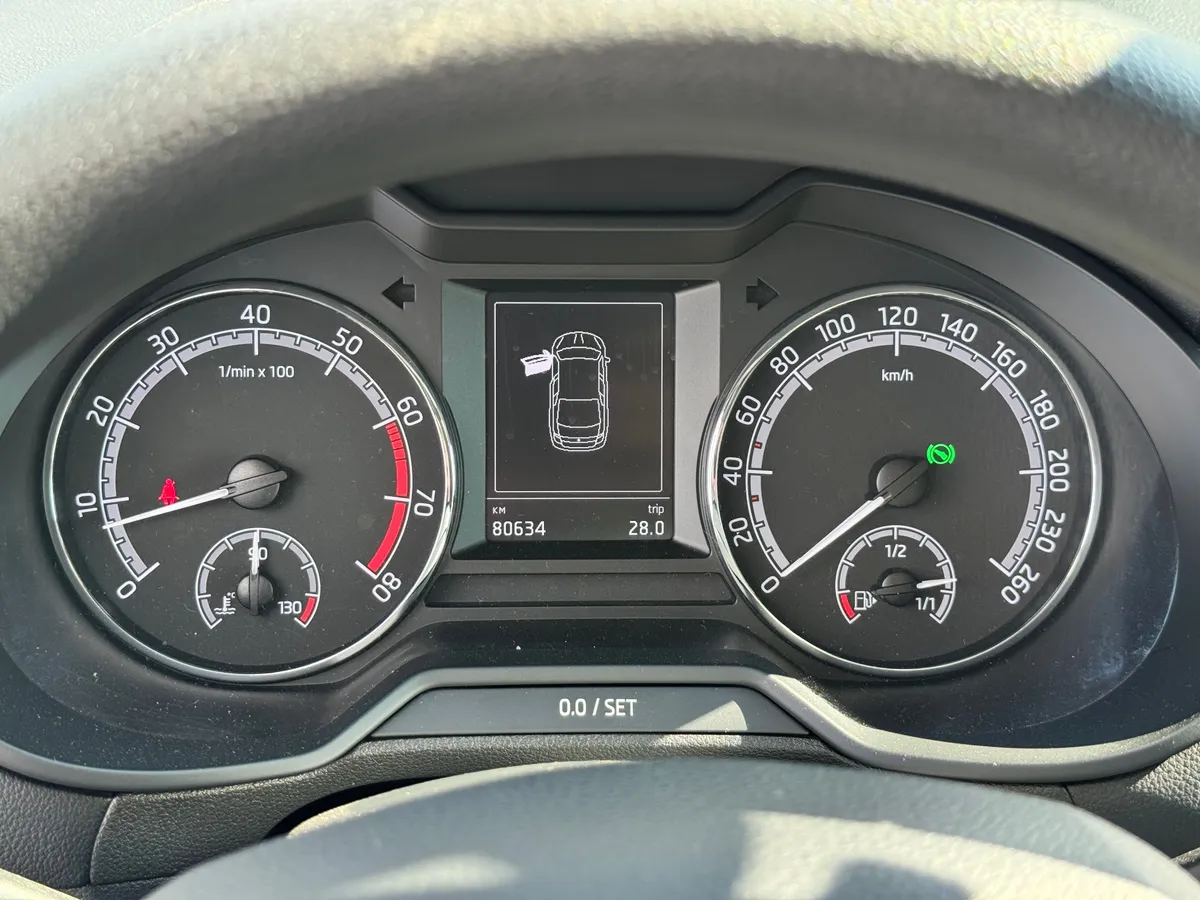 Skoda Octavia 1.6 AT (110 л.с.), 2019 — фото 7