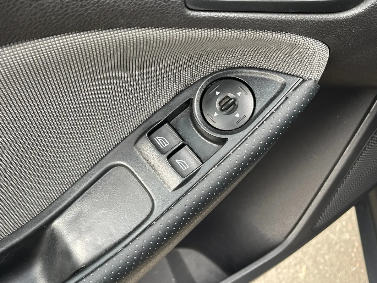 Ford Focus 2.0 PowerShift (150 л.с.), 2013 — фото 10
