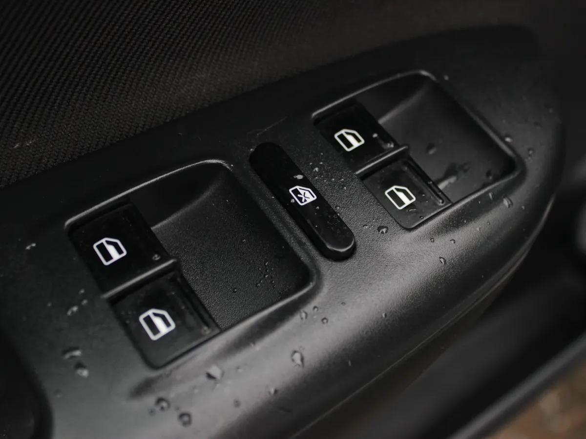 Skoda Octavia 1.6 MT (102 л.с.), 2013 — фото 7