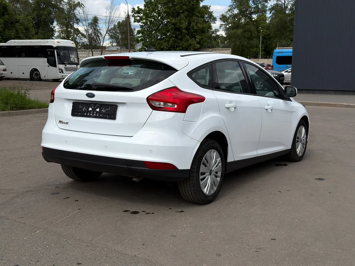Ford Focus 1.6 Ti-VCT PowerShift (105 л.с.)