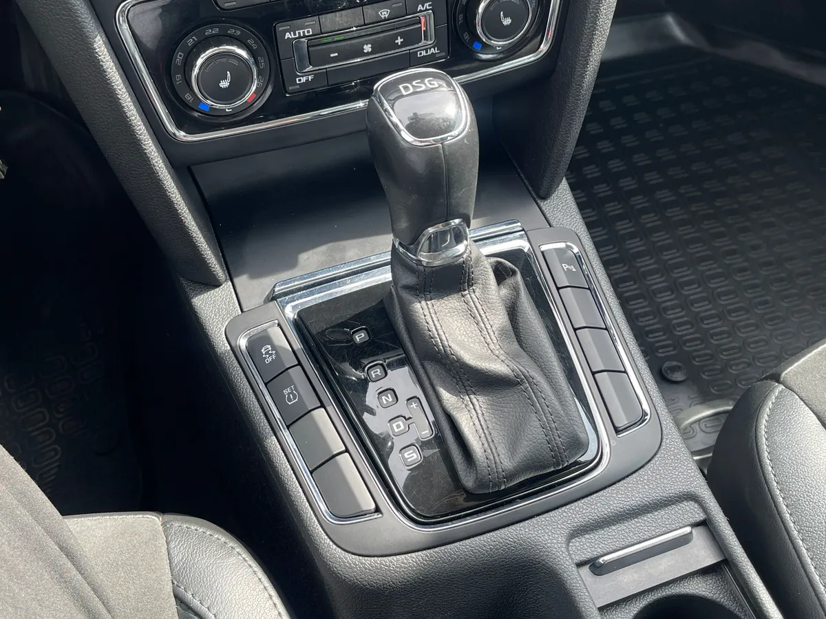 Skoda Superb 1.8 TSI DSG (152 л.с.), 2014 — фото 11