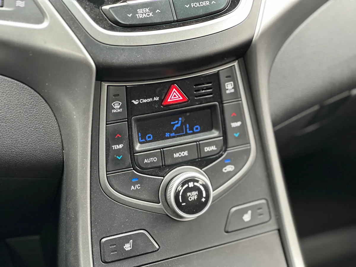 Hyundai Elantra 1.6 AT (132 л.с.), 2015 — фото 11