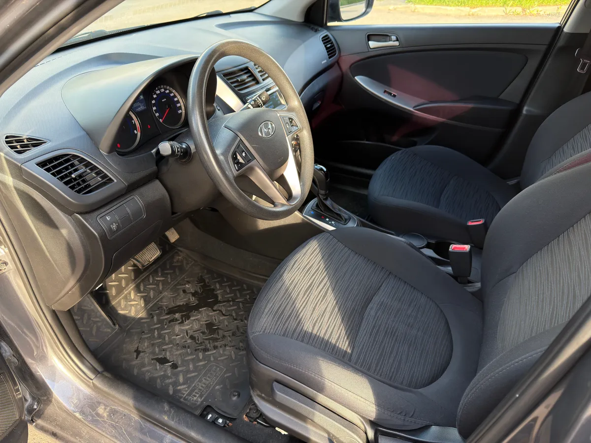 Hyundai Solaris 1.6 AT (123 л.с.)