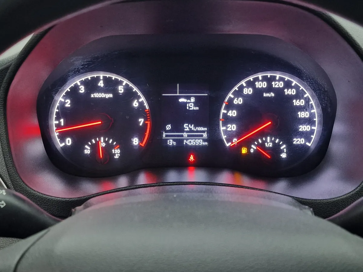 Hyundai Solaris 1.6 MT (123 л.с.), 2019 — фото 6