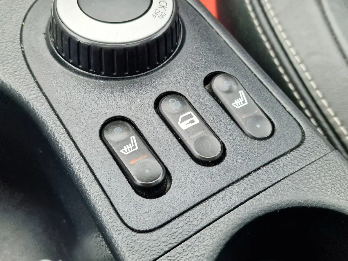 Nissan Qashqai 2.0 CVT AWD (141 л.с.), 2012 — фото 9