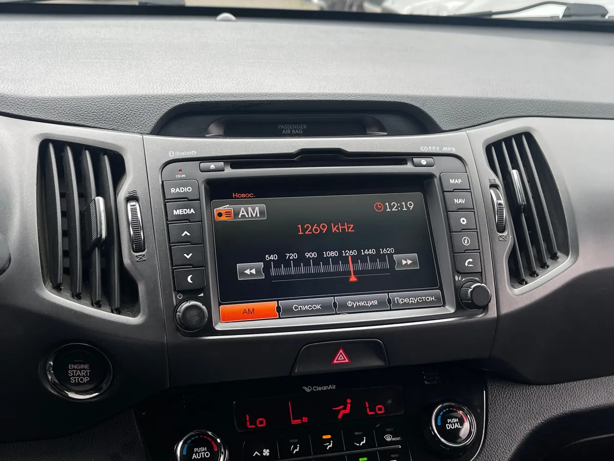 Kia Sportage 2.0 AT (150 л.с.), 2012 — фото 8