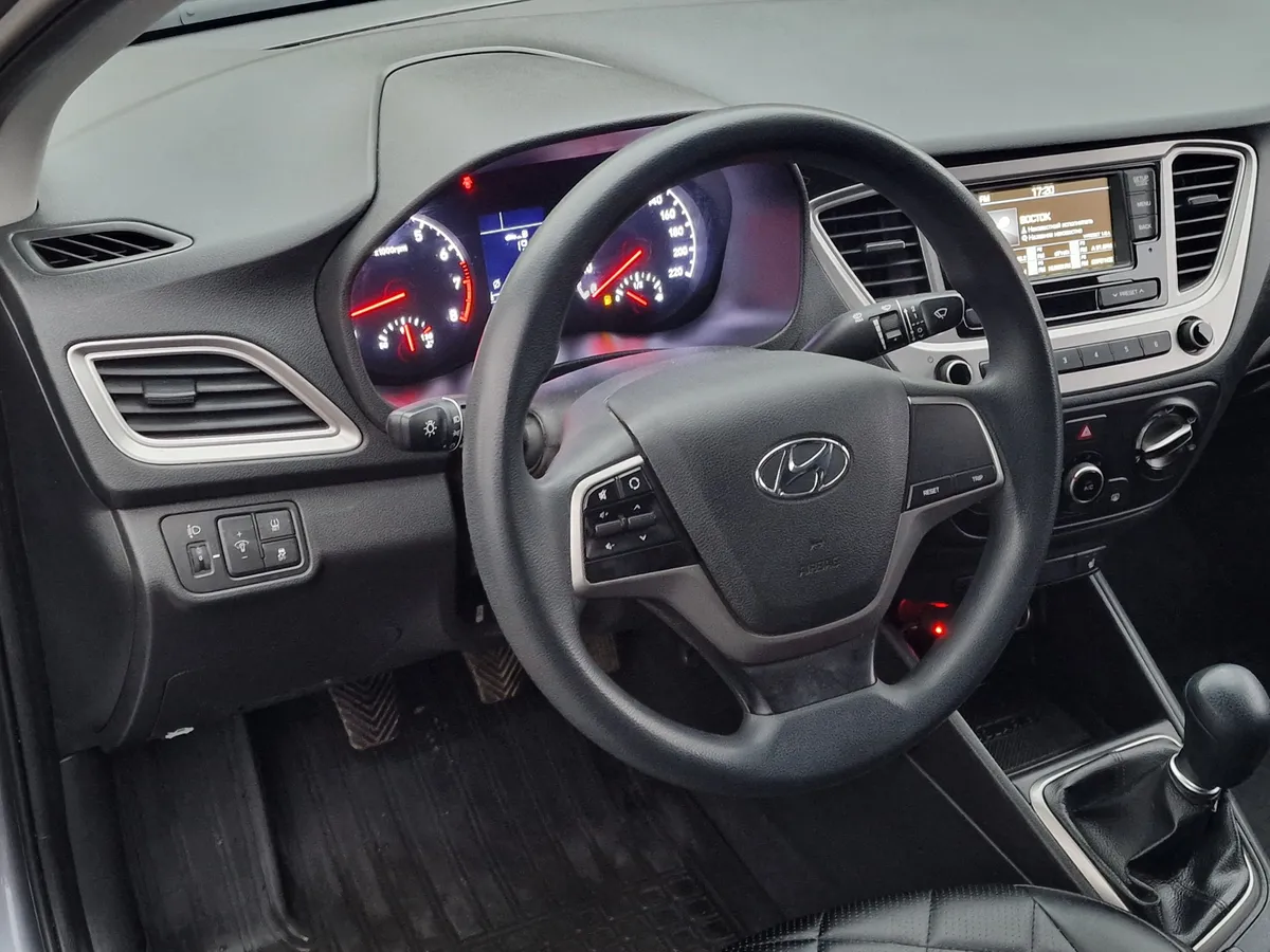 Hyundai Solaris 1.6 MT (123 л.с.), 2019 — фото 5