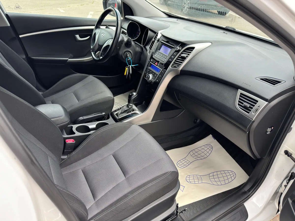 Hyundai i30 1.6 AT (130 л.с.), 2014 — фото 6