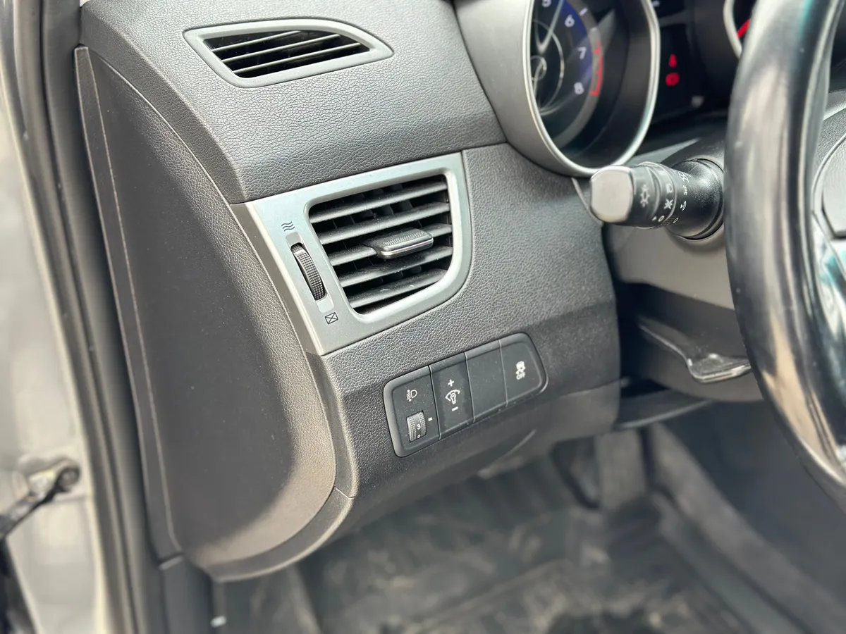 Hyundai Elantra 1.6 AT (132 л.с.), 2015 — фото 13