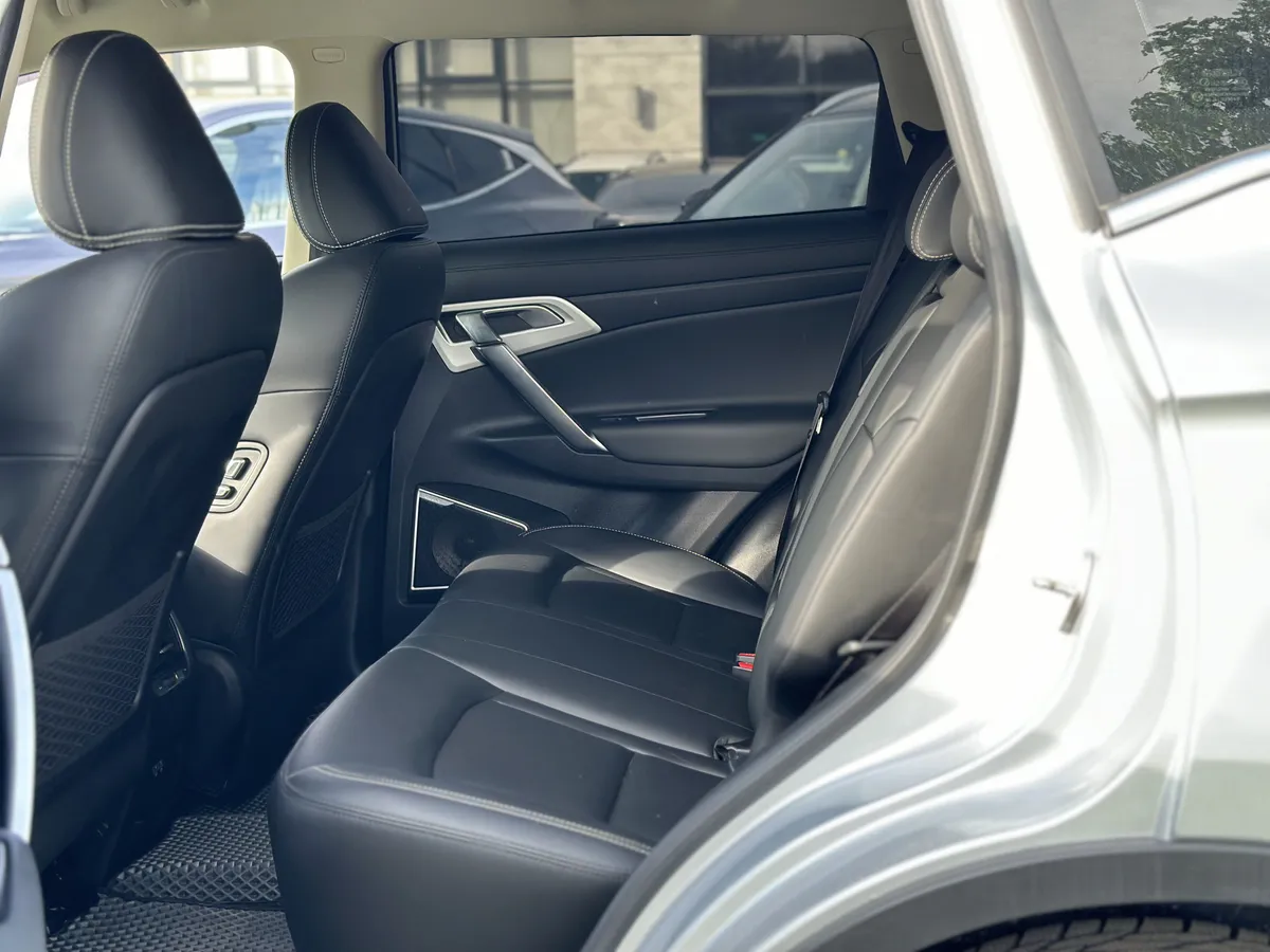 Geely Atlas 2.4 AT (148 л.с.)
