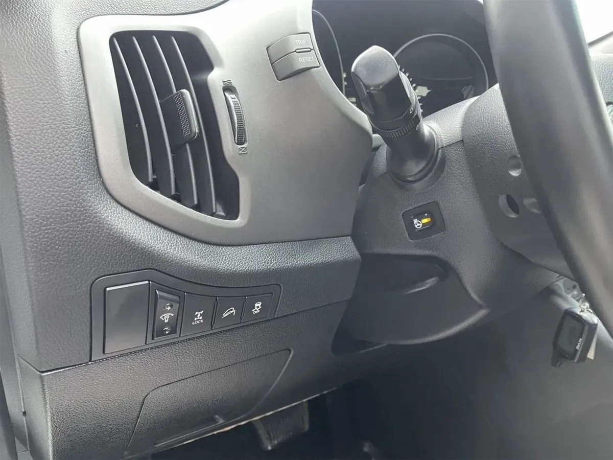 Kia Sportage 2.0 MPI AT (150 л.с.), 2015 — фото 8