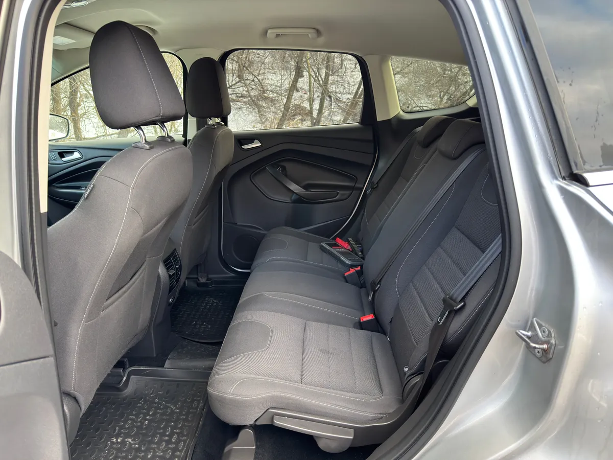 Ford Kuga 1.6 (150 л.с.), бензин, АКПП, полный привод (4WD), 2016 — фото 11