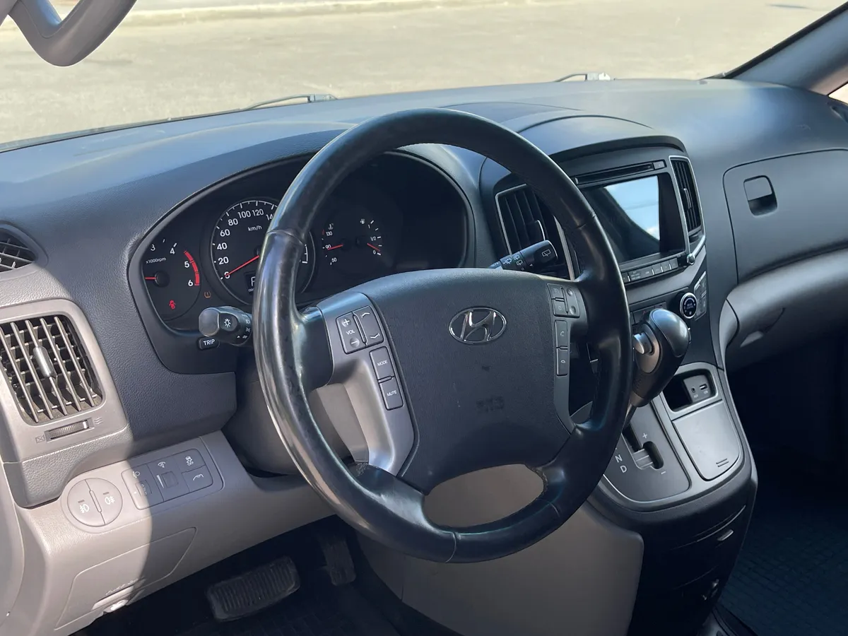 Hyundai H-1 2.5 AT (170 л.с.)