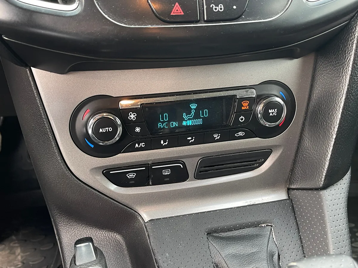 Ford Focus 2.0 PowerShift (150 л.с.), 2013 — фото 8