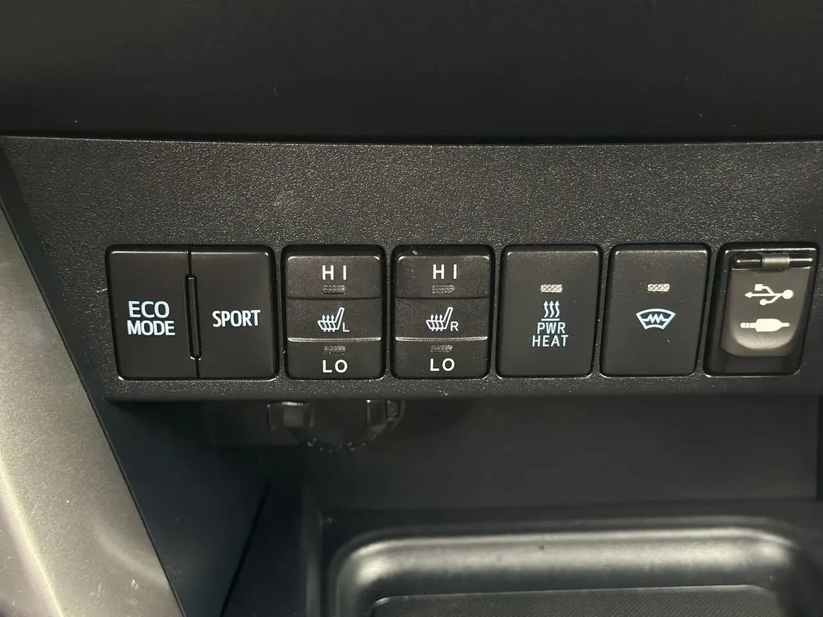 Toyota RAV4 2.0 CVT 4WD (146 л.с.), 2018 — фото 9