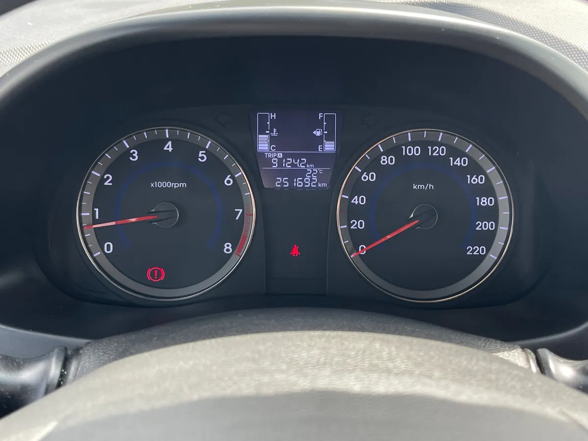Hyundai Solaris 1.6 AT (123 л.с.), 2015 — фото 7