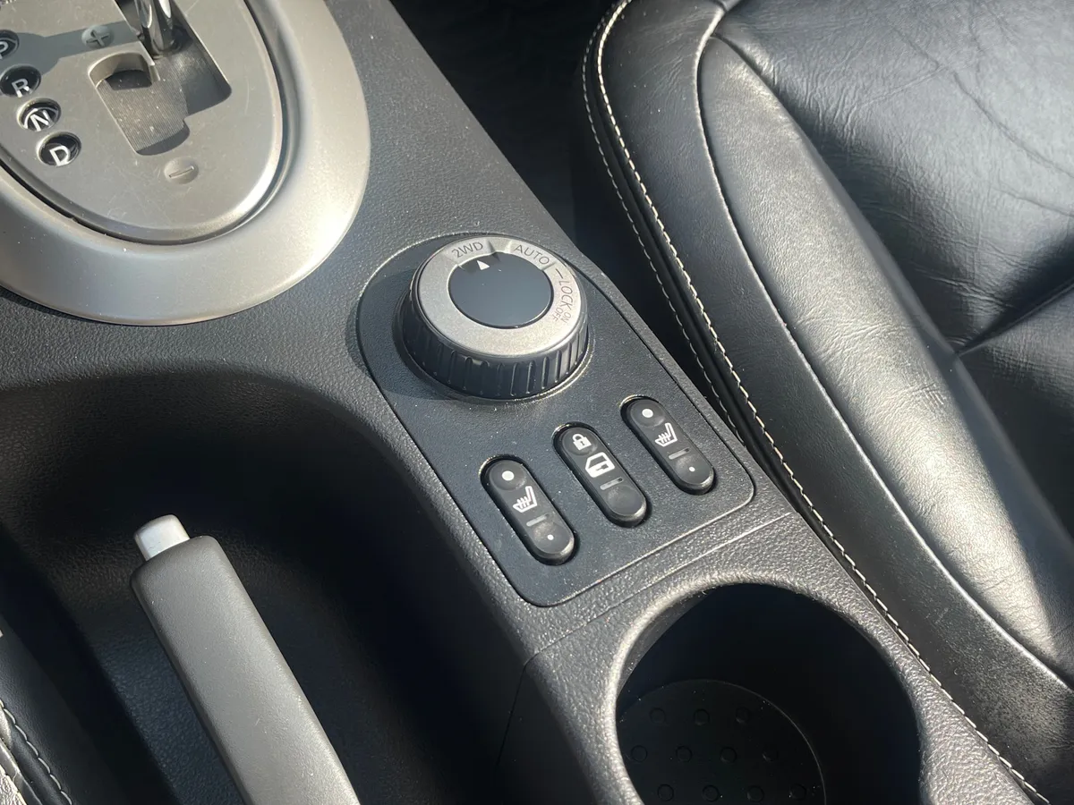 Nissan Qashqai 2.0 CVT AWD (141 л.с.), 2012 — фото 11