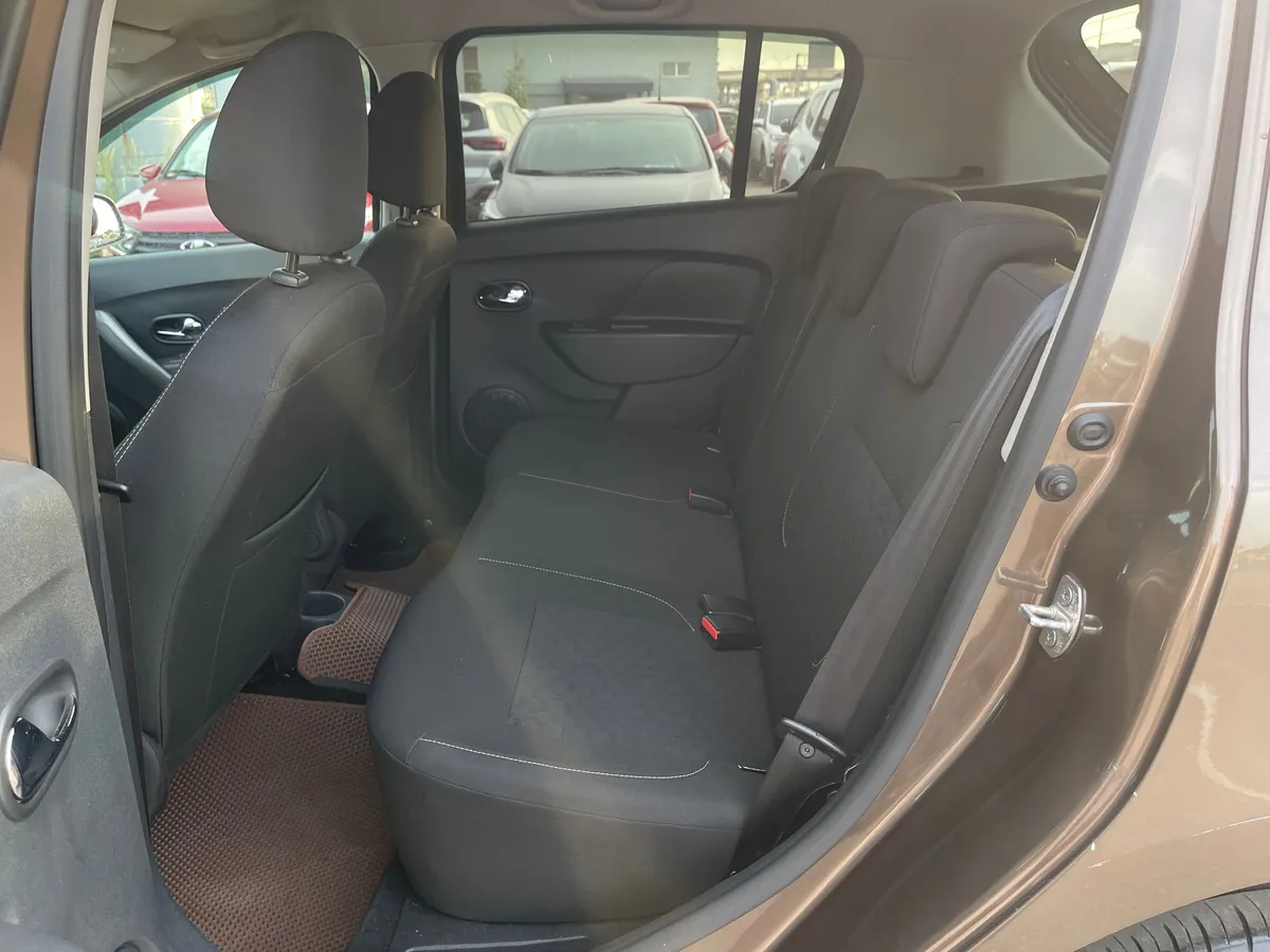 Renault Sandero 1.6 MT (82 л.с.), 2020 — фото 13