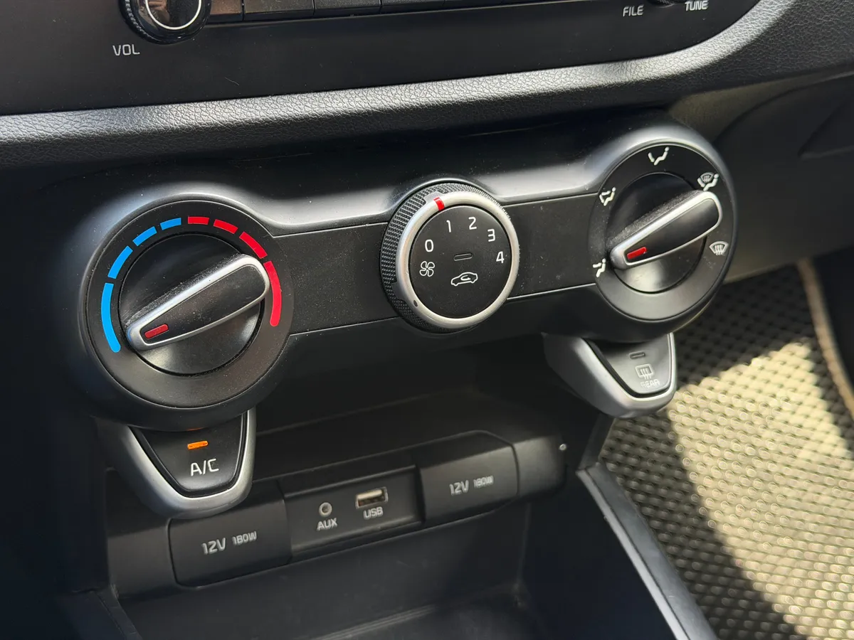 Kia Rio 1.6 MT (123 л.с.), 2017 — фото 9