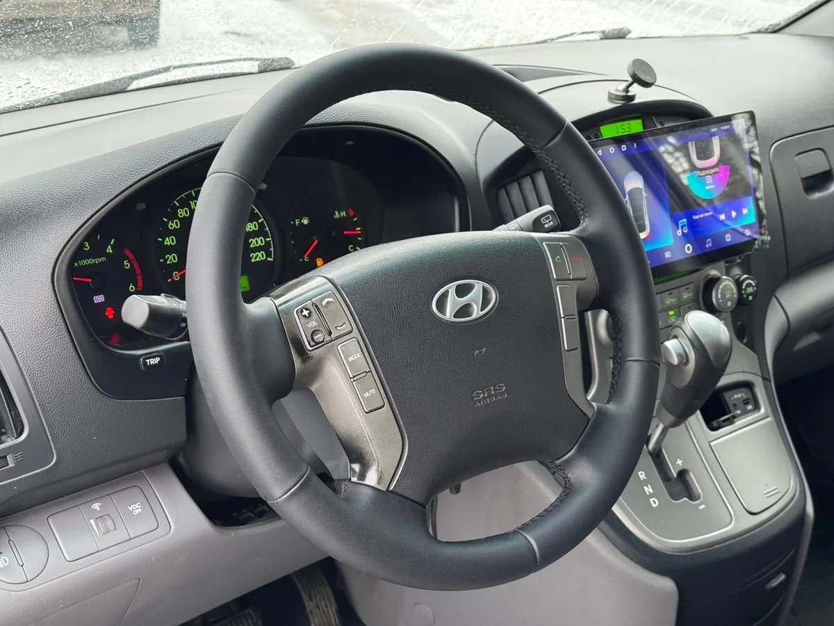 Hyundai Grand Starex 2.5 AT 4WD (145 л.с.), 2012 — фото 7